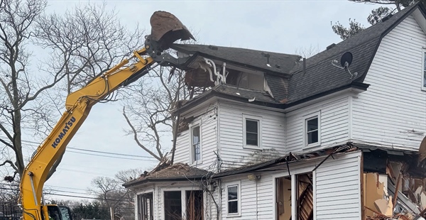 Why End of Summer is the Perfect Time for Demolition & Clean-Out